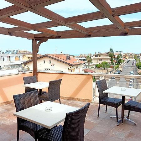 Hotel Riviera Fiumicino Exterior photo