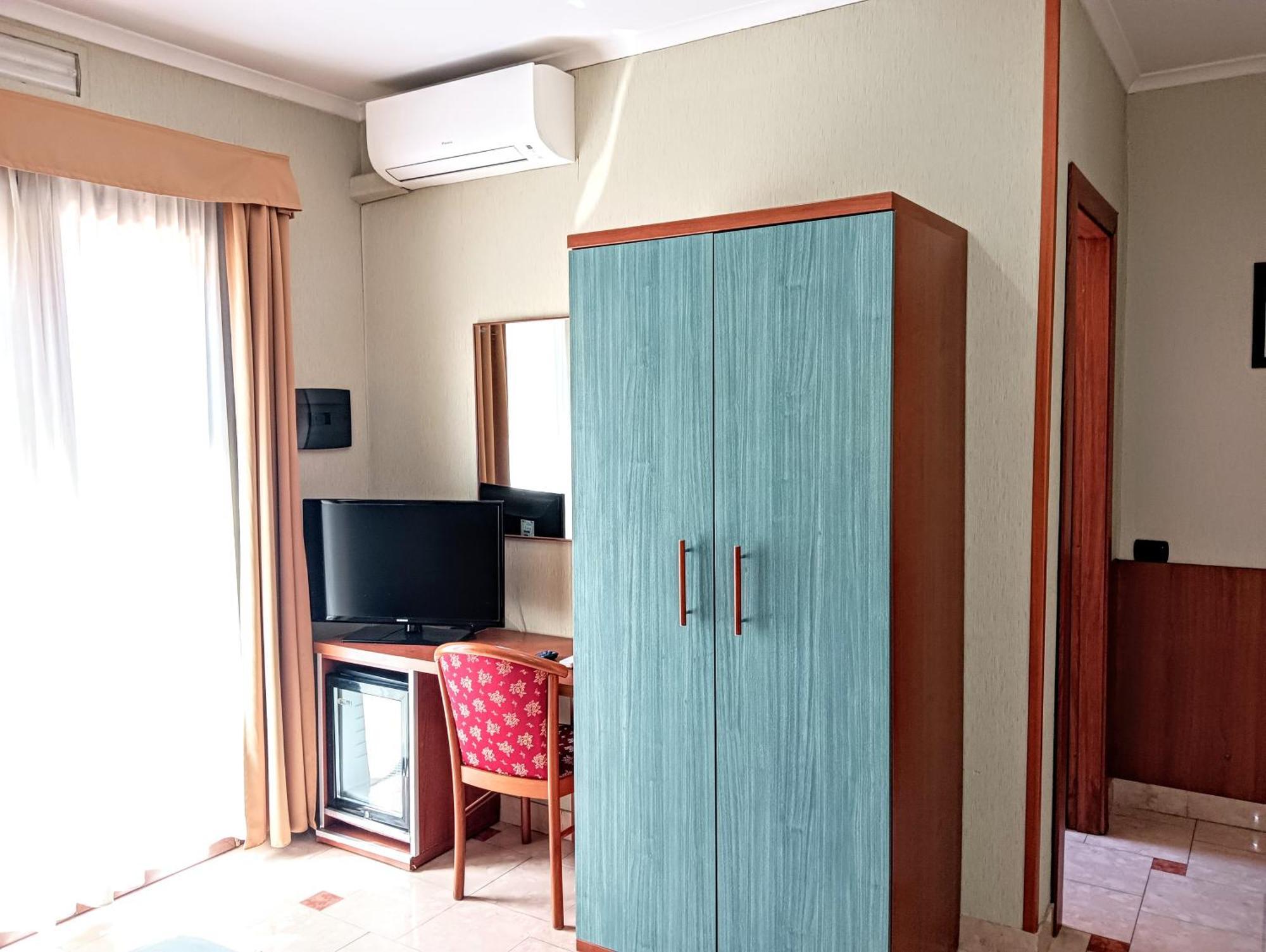 Hotel Riviera Fiumicino Exterior photo